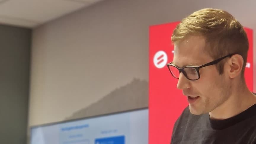 x402: AI Agents Paying for APIs on AWS